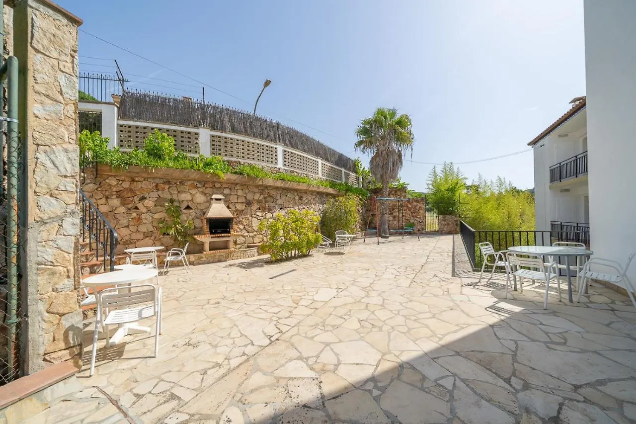 Apartment Apartamentos Costamar Lloret de Mar Spain